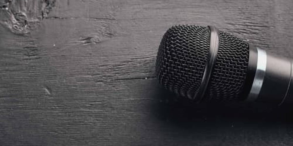 Finding Clarity: Selecting the Best Microphone Rental for Crystal-Clear Sound