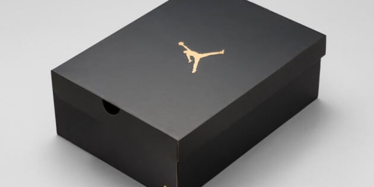 Custom Shoe Boxes: Stepping Up Your Brand Game