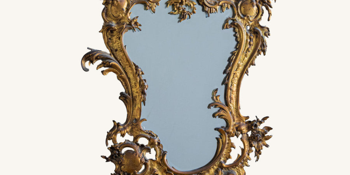 Baroque vs. Rococo: Distinguishing Features of These Iconic Furniture Styles