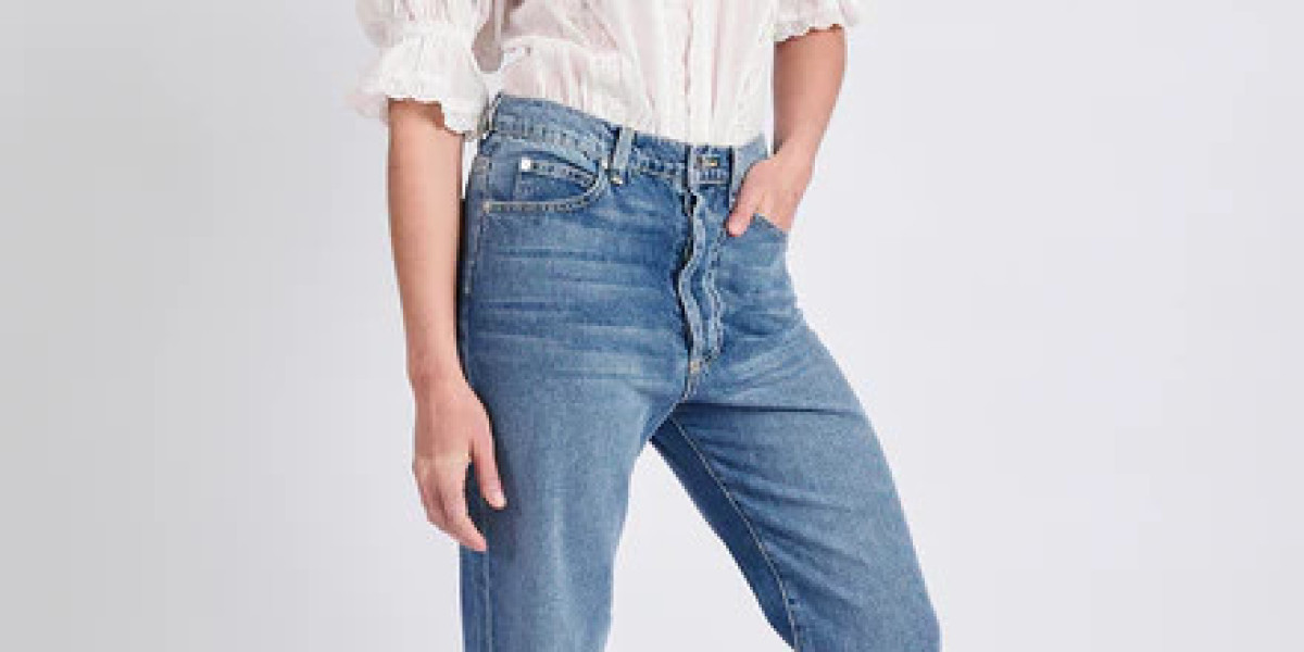 Buy Women Denim Jeans Online at Best Offers