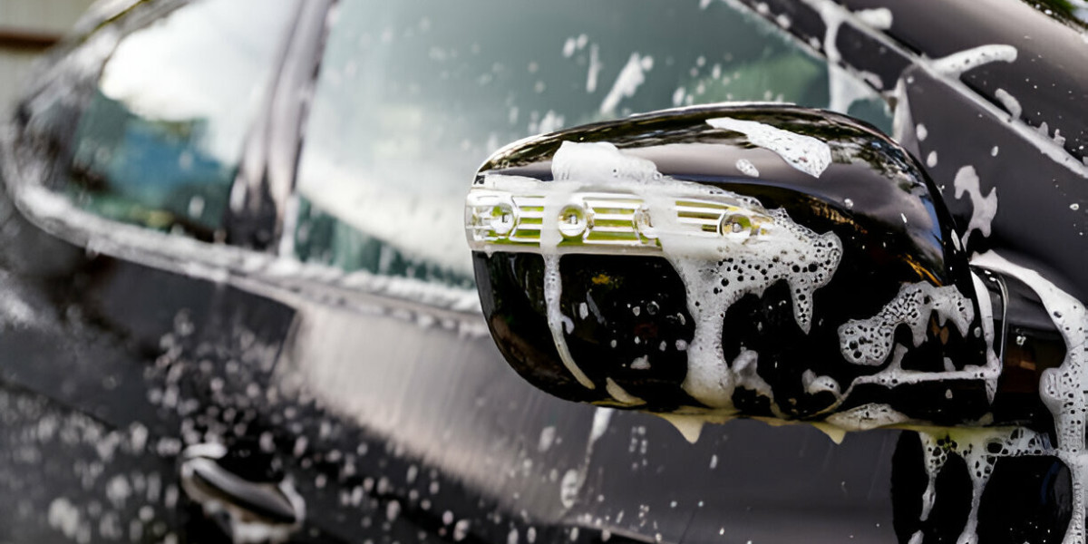 Full-Service Car Wash in Des Moines: Comprehensive Care for Your Vehicle