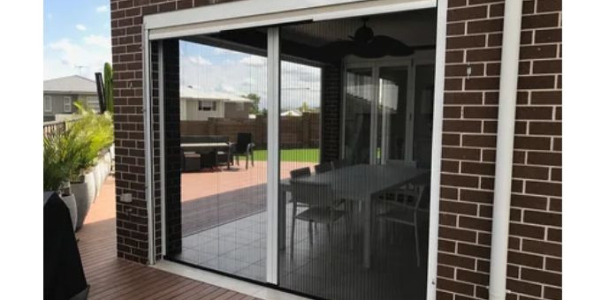 The Essential Guide to Choosing the Best Fly Screens for Your Dubai Home