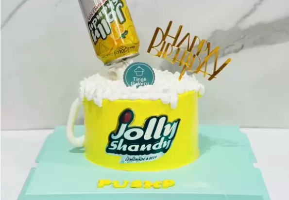 Handy Tips for Making Jolly Shandy Gravity-Defying Cakes - ReadPots