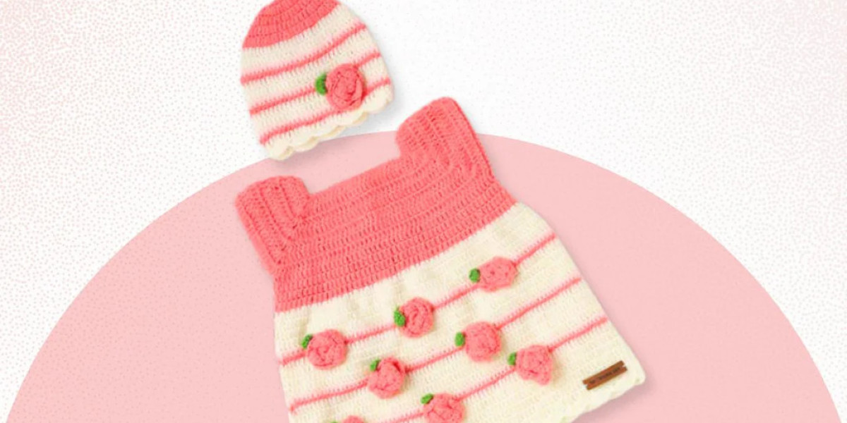 Hand Knitted Woolen Sweaters: The Perfect Blend of Style and Functionality for Babies